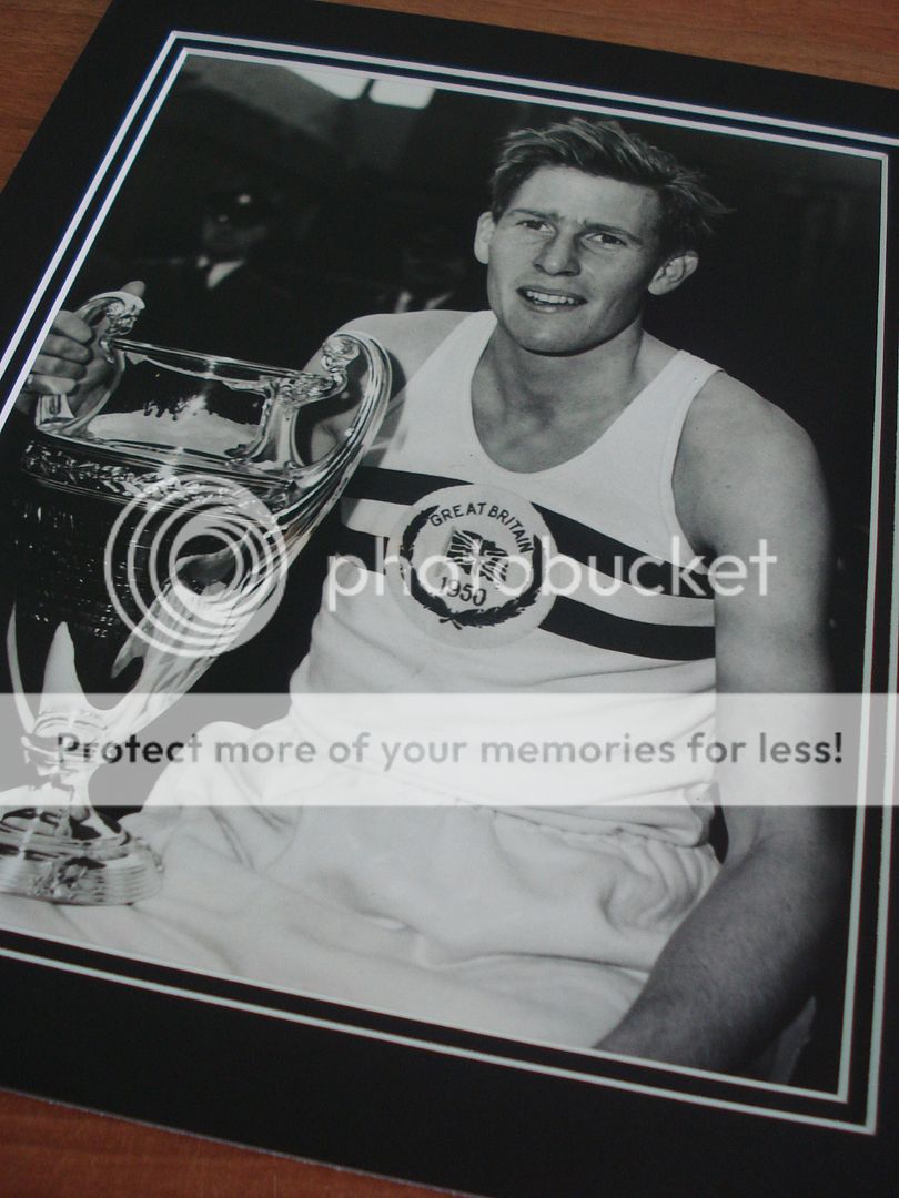 roger bannister genuine signed autograph signature photo mount 4